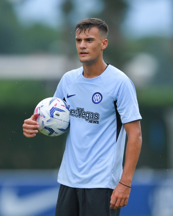 罗马诺:布鲁日签斯坦科维奇达口头协议,国米有回购权&二转分成