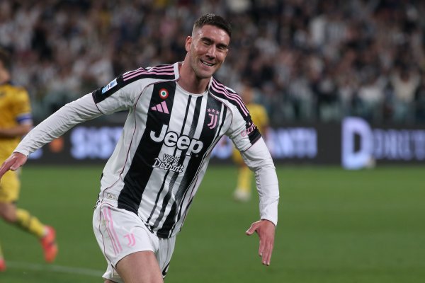 佩杜拉:尤文和米兰就DV9转会开启谈判,有望以1500万欧+奖金交易