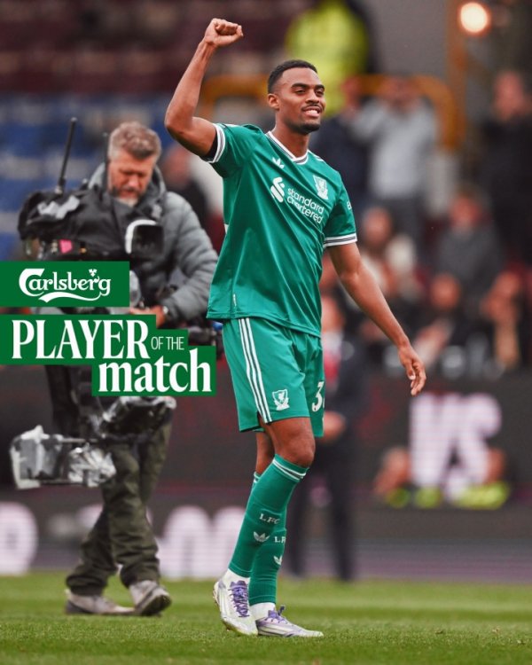 4次关键传送球  ，官方：赫拉芬贝赫当选利物浦1-0伯恩利队内最佳