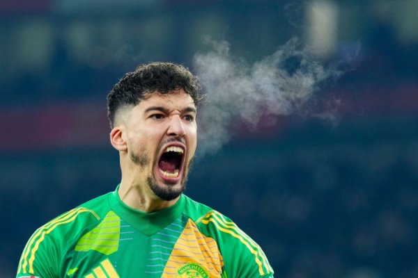 记者：曼联的杆位守门员几乎是英超最差的，索帅要为放弃亨德森负责