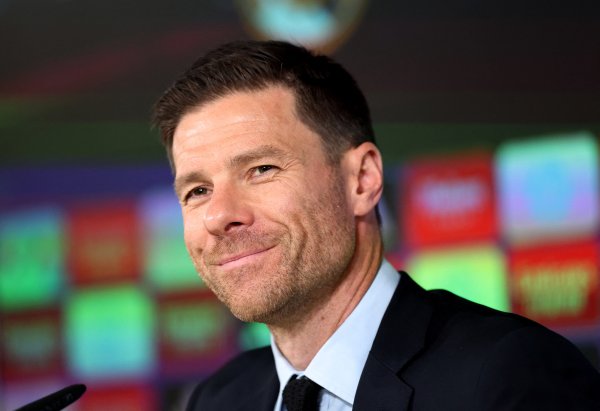 阿隆索:姆巴佩一如既往拿出出色 表现 希望阿诺德情况不会太糟糕