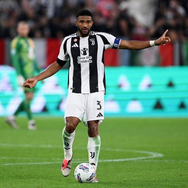 都体：尤文后场球员布雷默已成功接受左膝半月板手术，预计伤缺六周