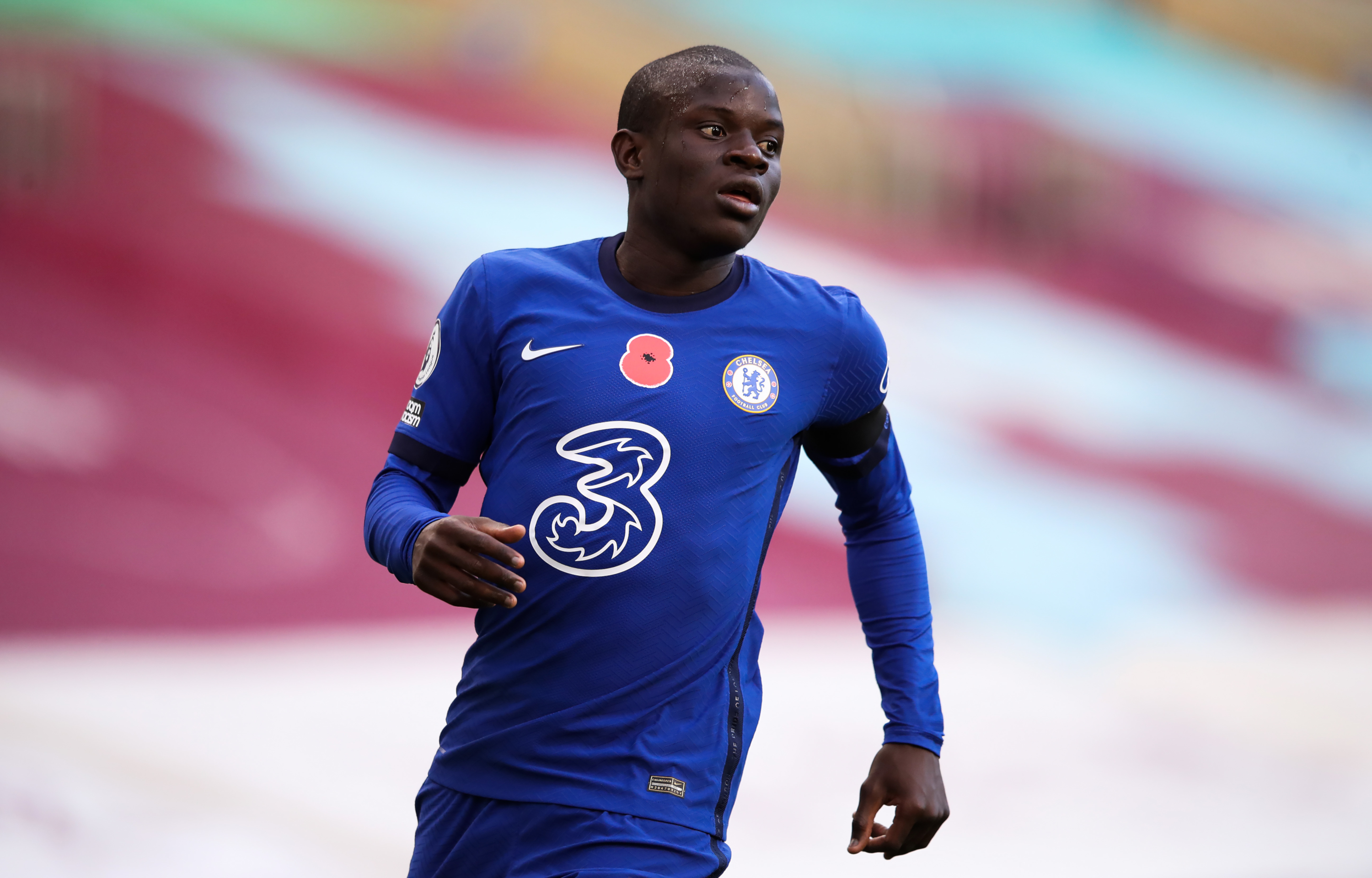 打破马丁内利记录  ！加纳乔成为英超史上最年轻南美百场球员